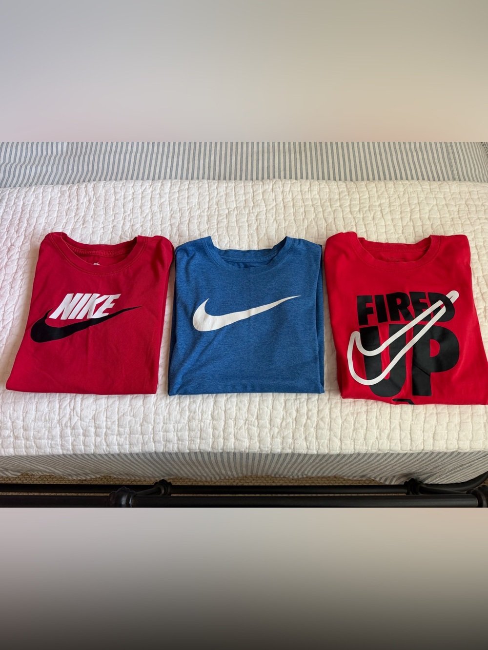 Nike Tee Bundle - Boys size large